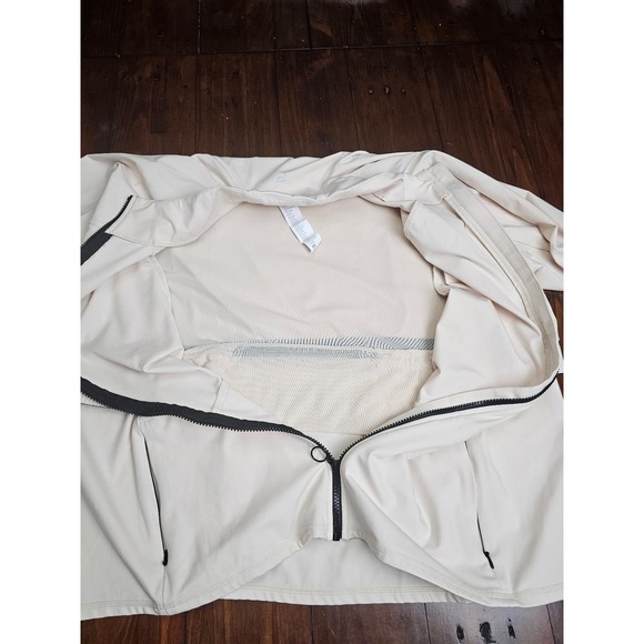 Fabletics‎ trinity graphic performance jacket - Picture 7 of 12